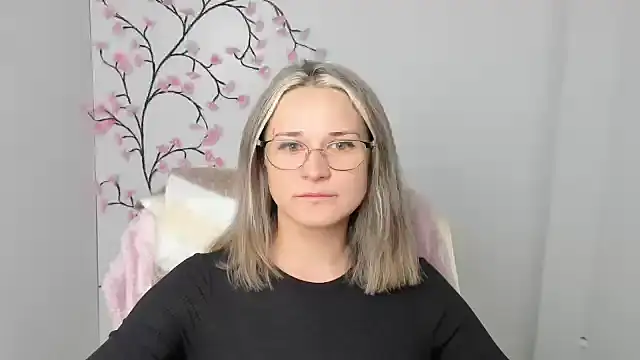 Melodie Aster online show from January 11, 6:48 pm