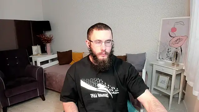 Snapshot of Ant_Power chatting on December 23, 10:25 am Ant Power online show from December 23, 10:25 am