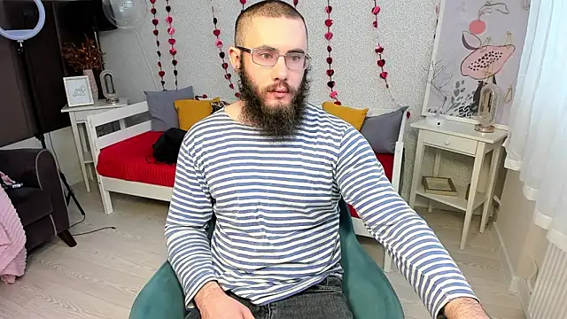 Snapshot of Ant_Power chatting on February 15, 9:30 am Ant Power online show from February 15, 9:30 am