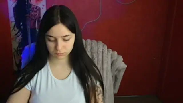 Lilu May online show from April 26, 11:18 am