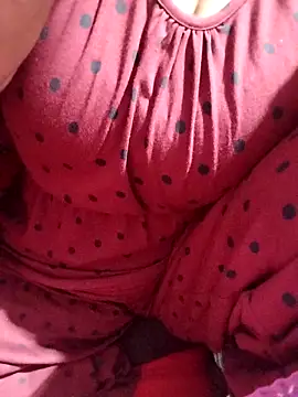 hottyrose69 online show from January 6, 4:33 pm