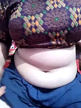 hottyrose69 online show from April 20, 3:24 pm