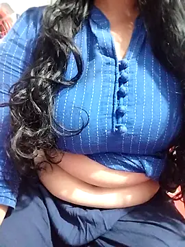 hottyrose69 online show from February 24, 2:40 pm