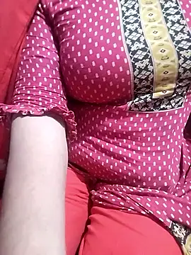 hottyrose69 online show from January 15, 8:18 am