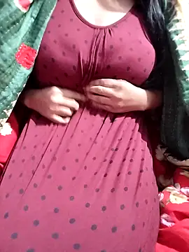 hottyrose69 online show from January 7, 4:39 am