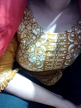 hottyrose69 online show from December 22, 1:44 pm