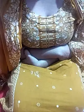 hottyrose69 online show from January 14, 4:16 am