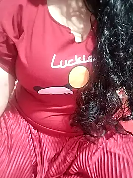 hottyrose69 online show from April 2, 2:35 pm