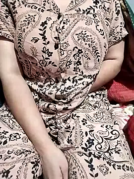 hottyrose69 online show from March 30, 12:01 am