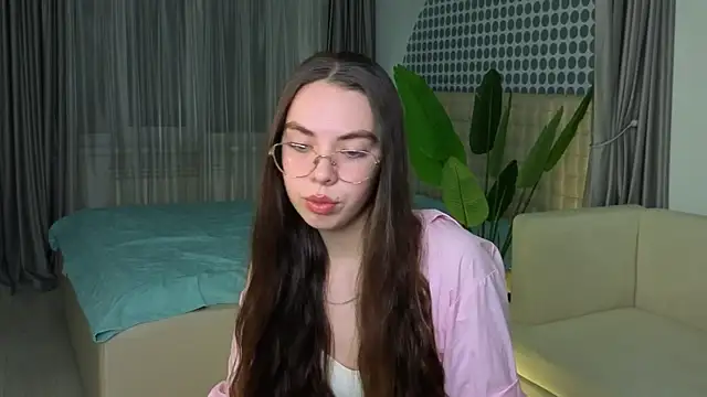 Snapshot of JesusBeckler chatting on December 15, 4:13 pm JesusBeckler online show from December 15, 4:13 pm