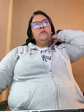 Carameloswing1 online show from April 12, 11:35 am