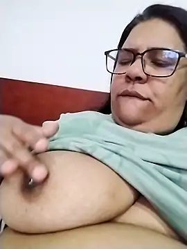 Carameloswing1 online show from April 5, 11:55 pm