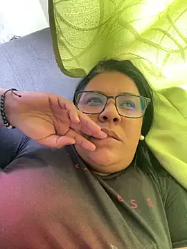 Carameloswing1 online show from April 10, 9:44 pm