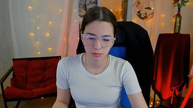 MelissaMillerr online show from January 17, 4:10 pm