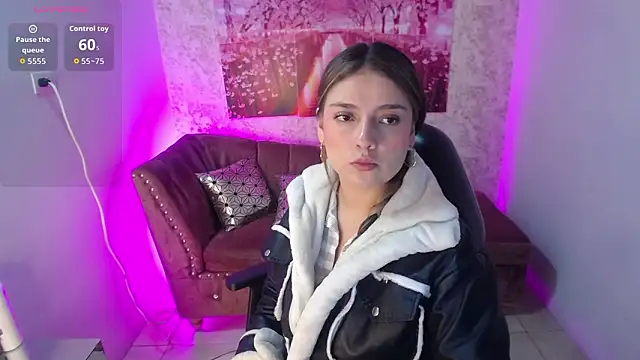 Diamond juliana online show from February 6, 3:24 am