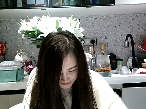 Snapshot of Monica8810 chatting on December 16, 5:06 pm Monica8810 online show from December 16, 5:06 pm