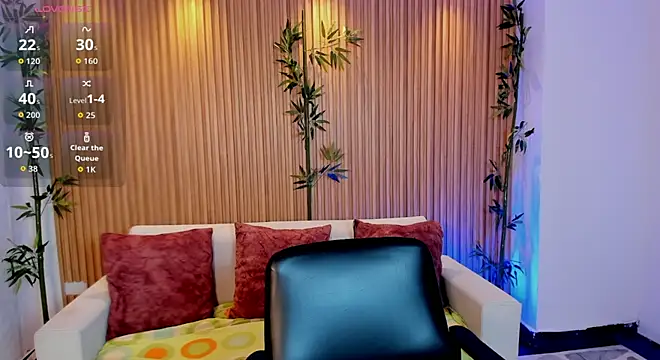 TiffanyHoustton online show from March 31, 11:56 am