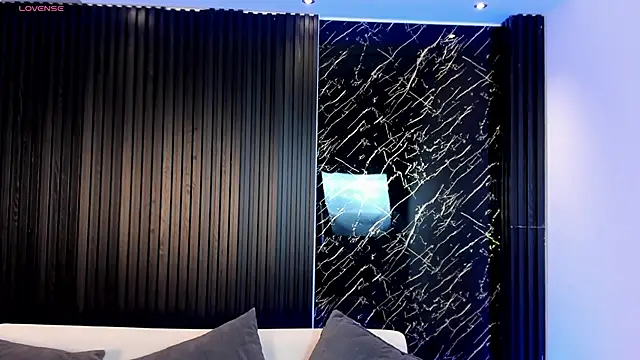 TiffanyHoustton online show from March 26, 12:14 pm