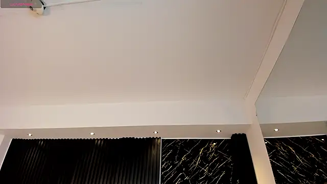 TiffanyHoustton online show from February 23, 11:44 am