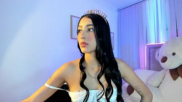 Snapshot of lya__brown chatting on June 20, 11:59 am lya brown online show from June 20, 11:59 am
