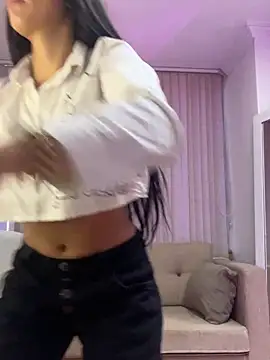 lya  brown online show from March 15, 2:13 pm