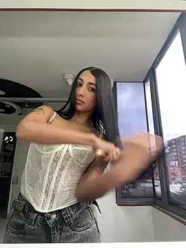 Snapshot of lya__brown chatting on May 29, 11:16 am lya brown online show from May 29, 11:16 am