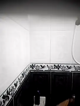 Valeria montana  online show from April 8, 9:55 am