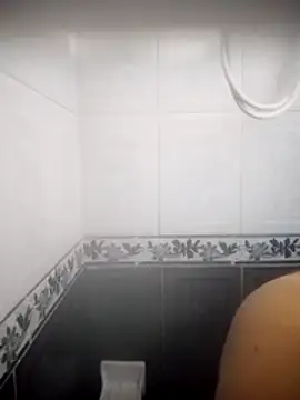 Snapshot of Valeria_montana_ chatting on May 23, 5:23 pm Valeria montana online show from May 23, 5:23 pm
