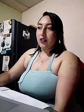 Valeria montana  online show from March 10, 11:31 pm