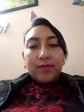 Snapshot of Valeria_montana_ chatting on May 17, 3:06 am Valeria montana online show from May 17, 3:06 am