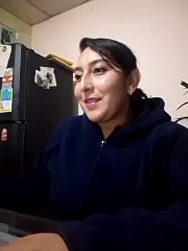 Snapshot of Valeria_montana_ chatting on May 7, 12:48 am Valeria montana online show from May 7, 12:48 am