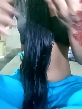 naughtygirl96 online show from April 2, 7:15 am