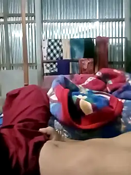 naughtygirl96 online show from April 17, 11:07 pm