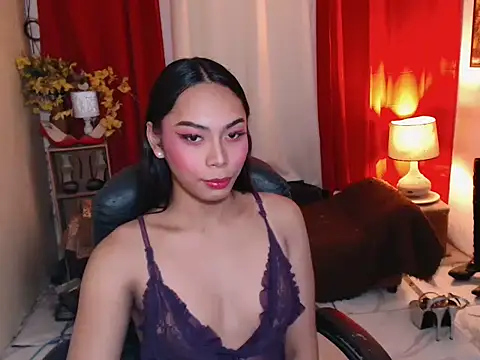 Snapshot of kylieEmparado chatting on June 6, 1:33 am kylieEmparado online show from June 6, 1:33 am
