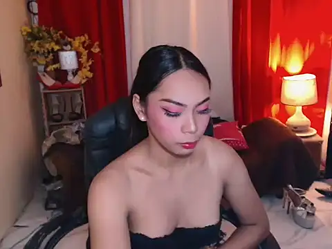 kylieEmparado online show from June 4, 1:43 am