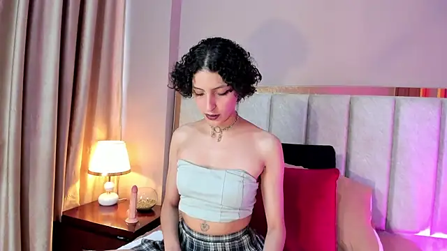 LyraVendrell online show from January 13, 12:20 pm