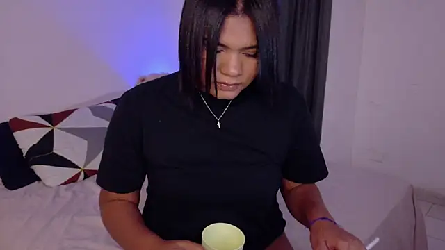 Aregoe Art online show from December 3, 8:52 pm