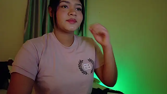 Aregoe Art online show from April 23, 10:11 pm