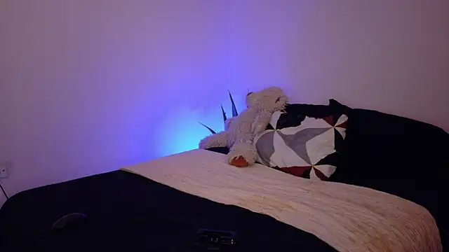 Aregoe Art online show from March 4, 9:44 pm