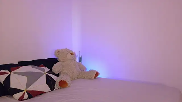 Aregoe Art online show from March 19, 5:02 pm