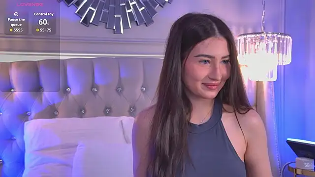 LisaDeviss online show from April 12, 1:03 pm