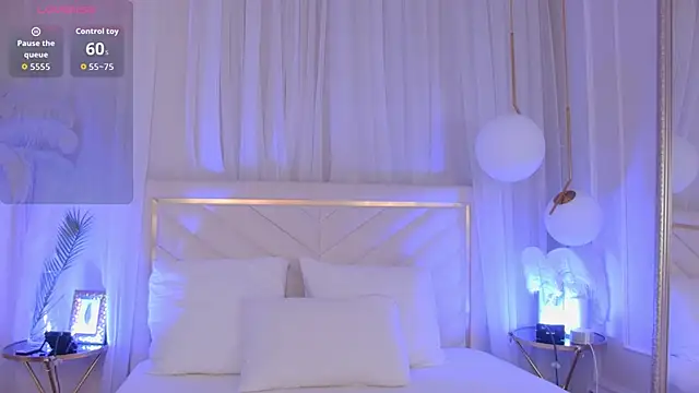 LisaDeviss online show from March 22, 12:50 pm