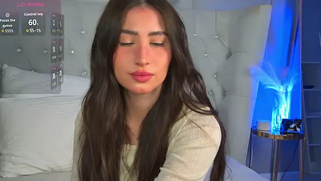 LisaDeviss online show from April 14, 1:16 pm