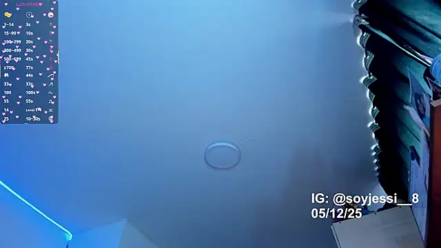 lauureen c online show from December 5, 5:22 pm