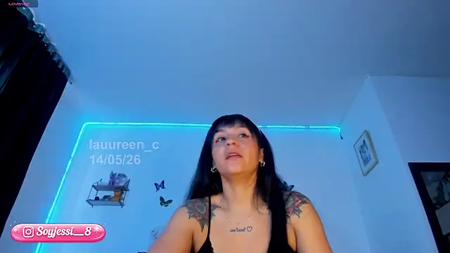 lauureen c online show from May 14, 11:40 am
