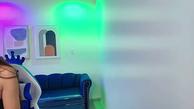 Nicole sounders online show from February 5, 11:50 am