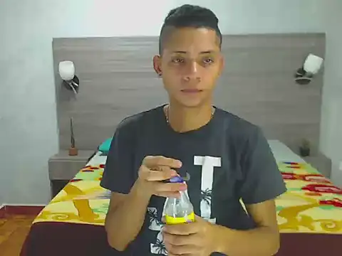 Axel Marcu online show from December 22, 9:15 pm