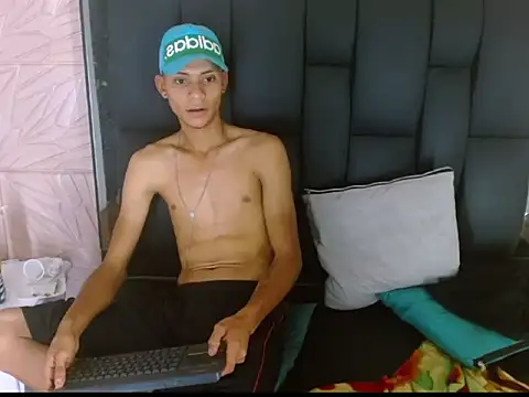 Axel Marcu online show from December 16, 5:17 pm