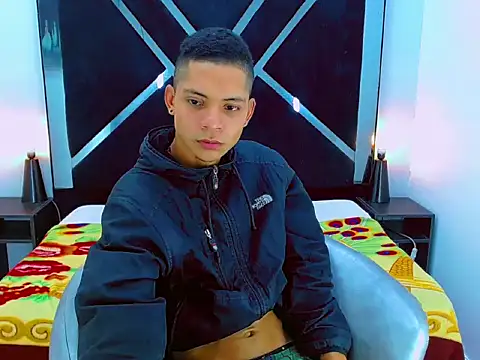 Axel Marcu online show from December 21, 2:30 pm