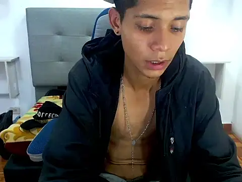 Axel Marcu online show from December 14, 8:09 am